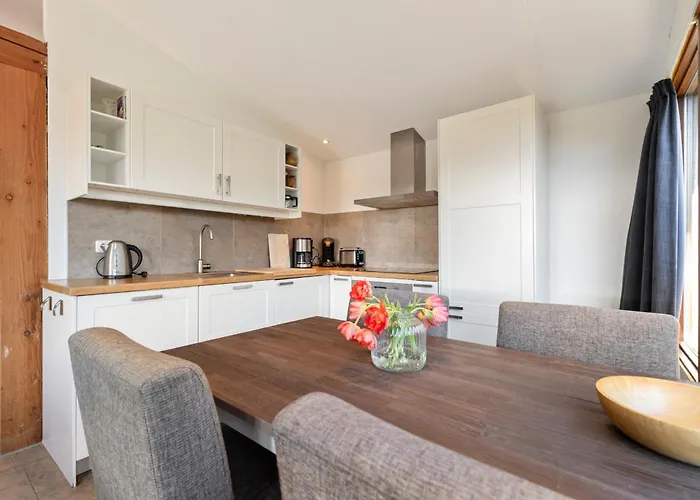 Coraal In Groote Keeten Holiday home *