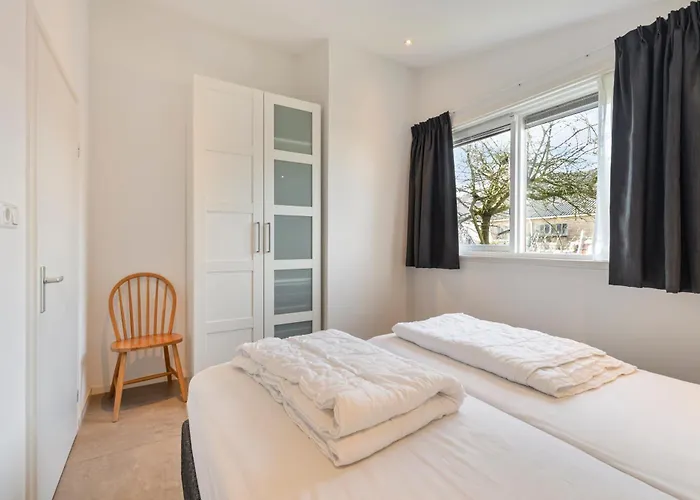 Coraal In Groote Keeten Holiday home *